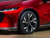 Neu Mazda 6e Takumi-Line 189 kW (258 PS) 2025 Rot Limousine