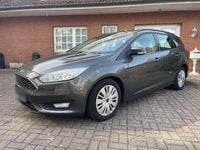 Gebraucht Ford Focus 125 PS (91 kW) 2016 Grau Kombi