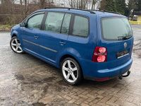 Gebraucht VW Touran 140 PS (102 kW) 2007 Blau Van / Kleinbus