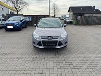 Gebraucht Ford Focus 100 PS (73 kW) 2013 Grau Kombi