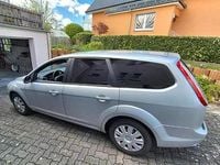 Używany Ford Focus 101 KM (74 kW) 2008 Srebrny Kombi