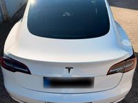 Gebraucht Tesla Model 3 Standard Range Plus 225 kW (306 PS) 2023 Weiß Limousine