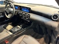 Gebraucht Mercedes CLA200 Shooting Brake 163 PS (119 kW) 2024 Unilack nachtschwarz Kombi