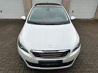Gebraucht Peugeot 308 131 PS (96 kW) 2017 Weiß Limousine