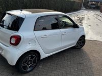 Gebraucht Smart ForFour Passion 66 PS (48 kW) 2017 Weiß Kleinwagen