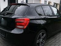 Gebraucht BMW 118 170 PS (125 kW) 2014 Schwarz Kleinwagen