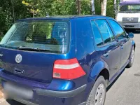 Gebraucht VW Golf IV 75 PS (55 kW) 2002 Blau Kleinwagen