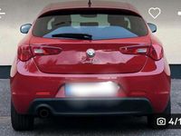 Gebraucht Alfa Romeo Giulietta Super 170 PS (125 kW) 2012 Rot Kleinwagen