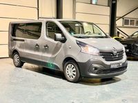 Gebraucht Renault Trafic Expression 125 PS (91 kW) 2017 Grau Van / Kleinbus