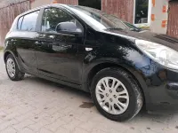 Gebraucht Hyundai i20 78 PS (57 kW) 2009 Schwarz Kleinwagen