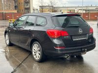 gebraucht Opel Astra Sports Tourer 150 Jahre Benzin/LPG