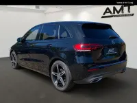 Gebraucht Mercedes B220 190 PS (139 kW) 2020 Kosmosschwarz Kleinwagen
