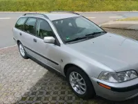 Gebraucht Volvo V40 122 PS (89 kW) 2002 Silber Kombi