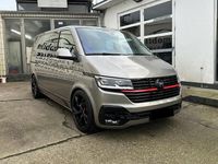 Second-hand VW Multivan Generation Six 199 CP (146 kW) 2020 Maro Monovolum