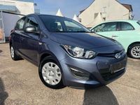 Gebraucht Hyundai i20 Style 101 PS (74 kW) 2014 Grau Kleinwagen