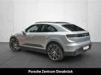 Gebraucht Porsche Macan 300 kW (408 PS) 2024 Grün (oakgrünmetallic neo) SUV