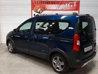 Gebraucht Dacia Dokker Celebration 116 PS (85 kW) 2017 Blau Van / Kleinbus