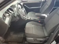 Gebraucht VW Passat 150 PS (110 kW) 2021 Deep black perleffekt Kombi