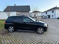 Gebraucht Mercedes ML350 258 PS (189 kW) 2014 Schwarz SUV