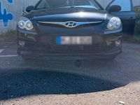 Gebraucht Hyundai i30 90 PS (66 kW) 2010 Schwarz Kleinwagen