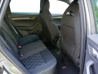 Neu Skoda Karoq SportLine 190 PS (139 kW) 2026 Grau SUV