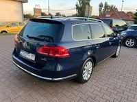 Gebraucht VW Passat Edition 150 PS (110 kW) 2014 Blau Kombi
