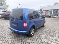 Second-hand VW Caddy 105 CP (77 kW) 2006 Albastru Monovolum
