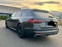Gebraucht Audi A4 Black Edition 163 PS (119 kW) 2022 Schwarz Kombi