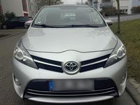 Gebraucht Toyota Verso 111 PS (81 kW) 2014 Silber Van / Kleinbus
