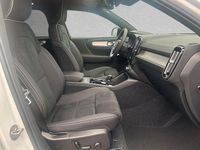 Neu Volvo XC40 Plus 163 PS (119 kW) 2025 Crystal weiß perleffekt SUV