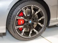 Gebraucht BMW 220 Performance 170 PS (125 kW) 2025 Skyscraper grau metallic Limousine