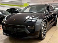 Neu Porsche Macan 300 kW (408 PS) 2026 Tiefschwarz metallic SUV