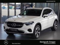 Gebraucht Mercedes GLC300e 204 PS (150 kW) 2023 Unilack polarweiß SUV