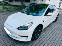 Gebraucht Tesla Model 3 Standard Range 239 kW (325 PS) 2021 Weiß Limousine