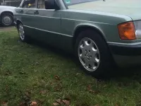 Gebraucht Mercedes 190 Sportline 109 PS (80 kW) 1990 Grün Limousine