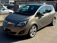 Gebraucht Opel Meriva Innovation 140 PS (102 kW) 2011 Muskatgrau/pepperdust Van / Kleinbus