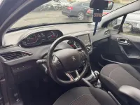 Gebraucht Peugeot 208 Active 82 PS (60 kW) 2018 Grau Kleinwagen