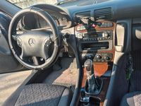 Gebraucht Mercedes C240 170 PS (125 kW) 2003 Schwarz Limousine