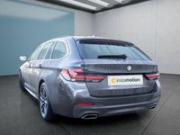 Gebraucht BMW 540 340 PS (250 kW) 2024 Grau Kombi