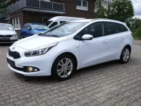 Gebraucht Kia Ceed 135 PS (99 kW) 2013 Casa white Kleinwagen