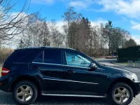 Gebraucht Mercedes ML350 Edition 231 PS (169 kW) 2011 Schwarz SUV