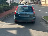 Gebraucht Ford Fiesta 60 PS (44 kW) 2002 Grün Kleinwagen
