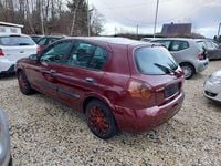 Gebraucht Nissan Almera 116 PS (85 kW) 2002 Rot Limousine