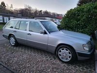 Gebraucht Mercedes E230 132 PS (97 kW) 1991 Silber Kombi