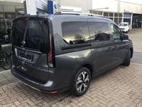 Gebraucht Ford Tourneo Active 122 PS (89 kW) 2025 Graphite grau metallic Kombi