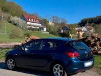 Second-hand Opel Astra 95 CP (69 kW) 2012 Albastru Hatchback