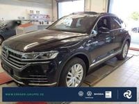 Gebraucht VW Touareg Elegance 381 PS (280 kW) 2021 Deep black perleffekt SUV
