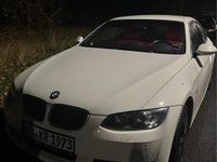 Gebraucht BMW 330 Cabriolet 231 PS (169 kW) 2007 Weiß Cabrio
