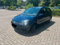 Gebraucht Ford Fiesta 60 PS (44 kW) 2008 Blau Kleinwagen