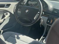 Gebraucht BMW 320 150 PS (110 kW) 1998 Grün Limousine